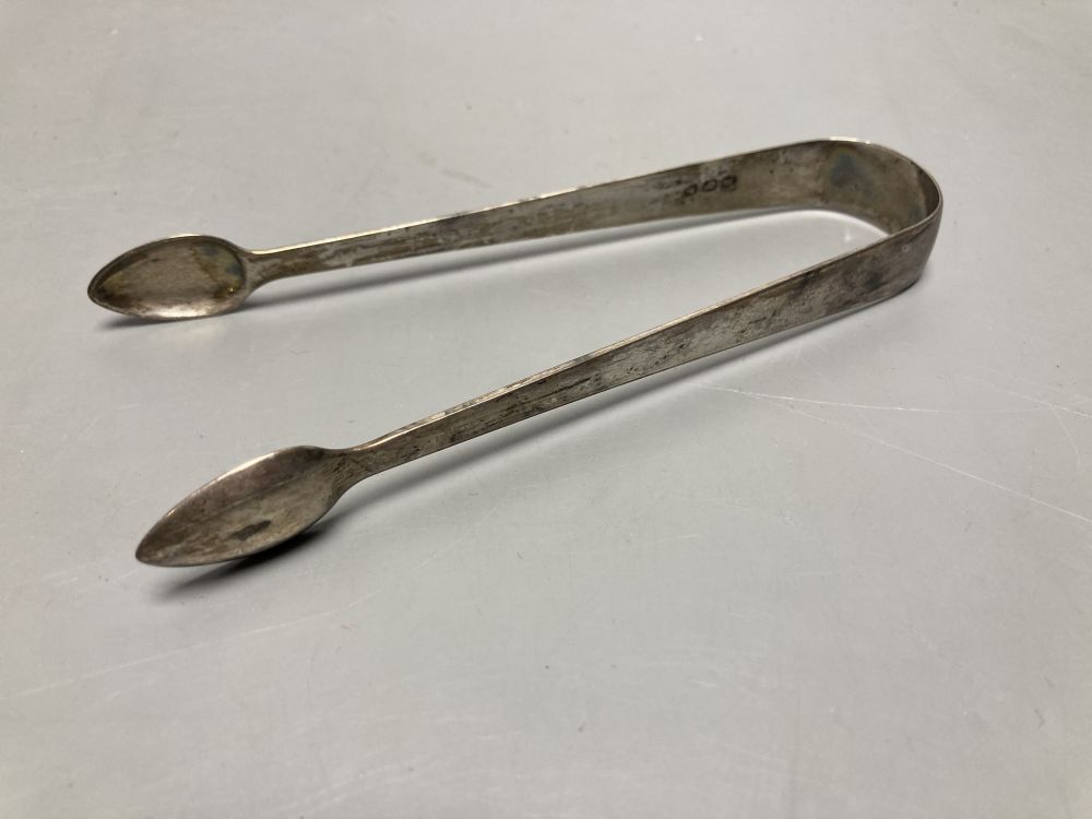 A late Victorian silver mounted ribbed glass match strike, Birmingham, 1896, height 63mm & 3 other items.